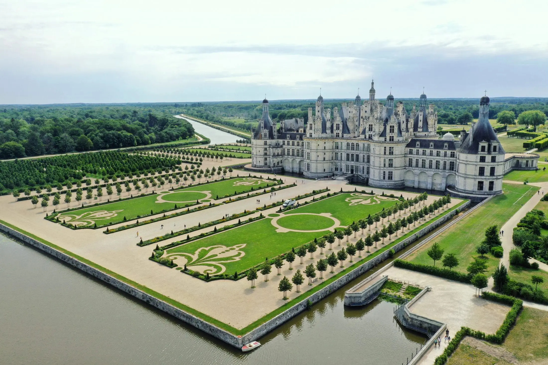 Ch&acirc;teau de Chambord et g&icirc;tes du Val de Loire